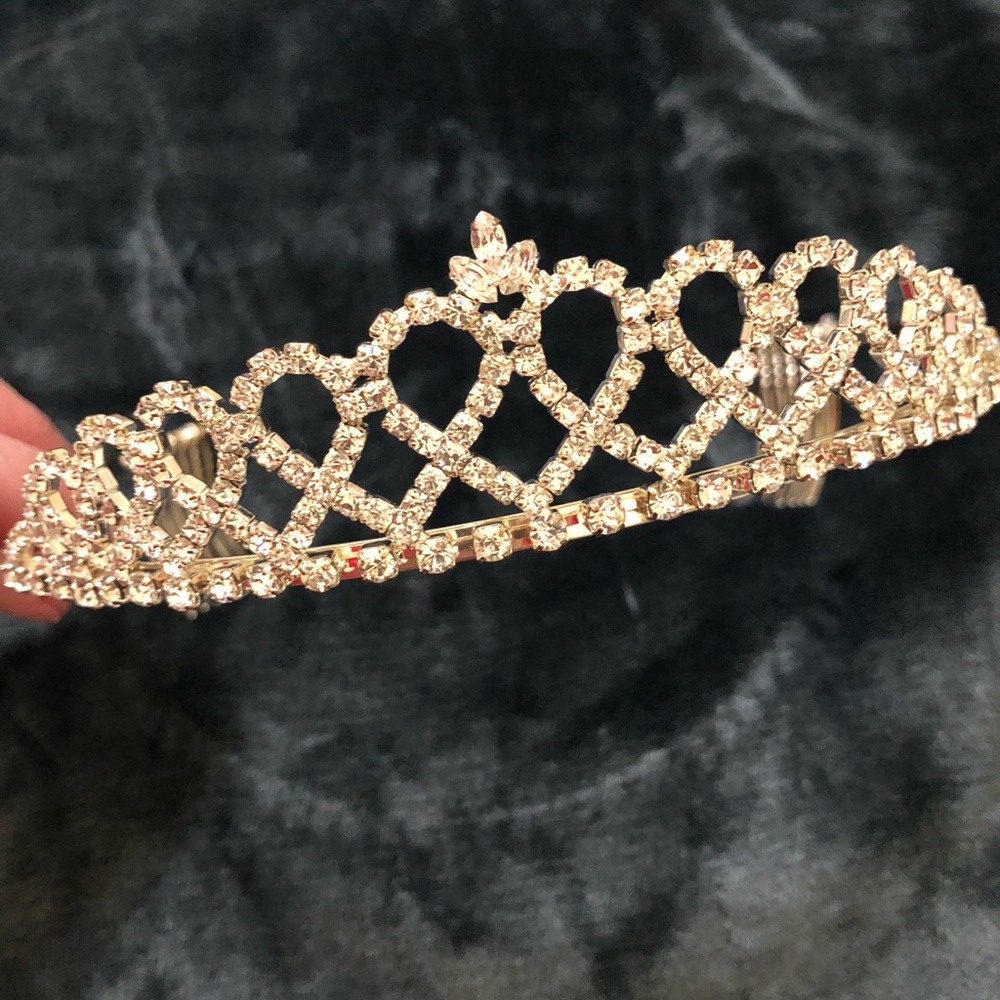 Stunning Bel Aire Bridal Tiara with Rhinestones